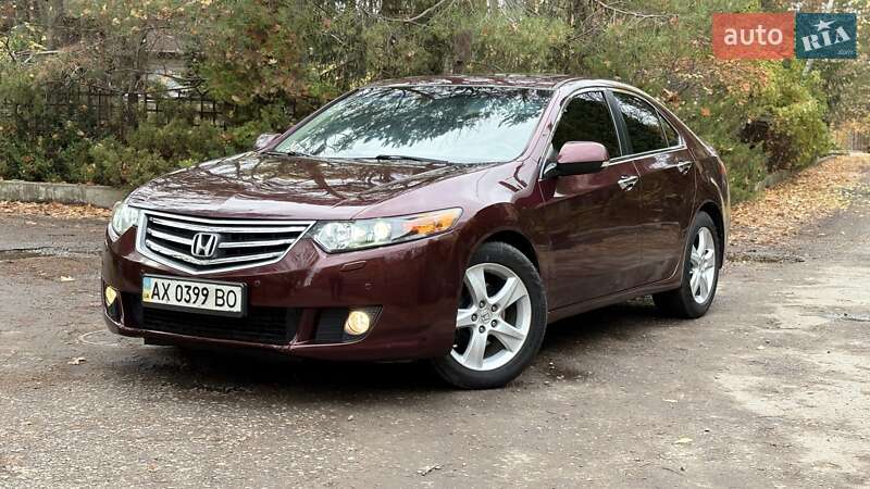 Седан Honda Accord 2010 в Харькове