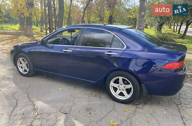 Седан Honda Accord 2004 в  фото 5 Седан Honda Accord 2004 в