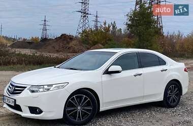 Седан Honda Accord 2011 в  фото 21 Седан Honda Accord 2011 в