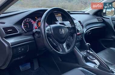 Седан Honda Accord 2011 в  фото 25 Седан Honda Accord 2011 в