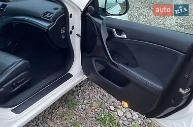 Седан Honda Accord 2011 в  фото 35 Седан Honda Accord 2011 в