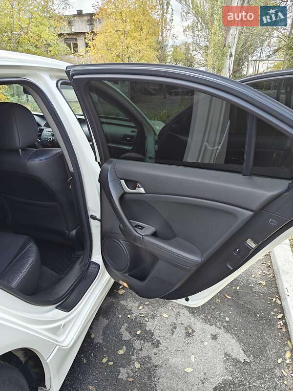 Седан Honda Accord 2008 в Нікополі