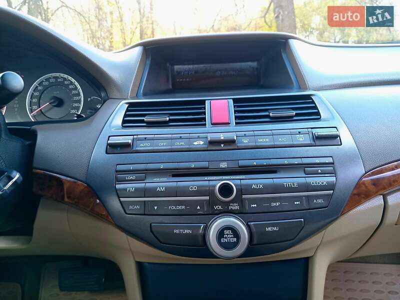 Седан Honda Accord 2008 в Виннице