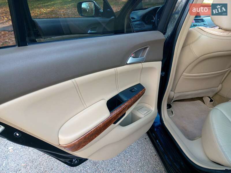 Седан Honda Accord 2008 в Виннице