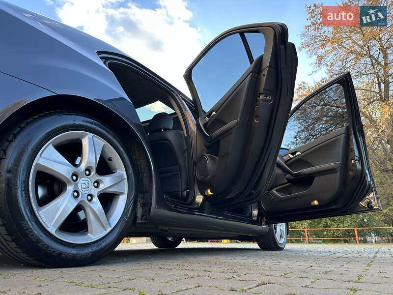 Седан Honda Accord 2011 в Одессе фото 53 Седан Honda Accord 2011 в Одессе