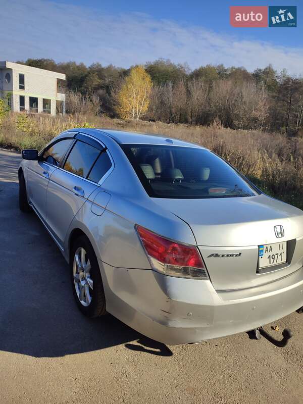 Седан Honda Accord 2007 в Киеве