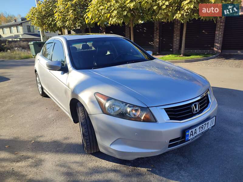 Седан Honda Accord 2007 в Киеве