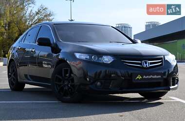 Седан Honda Accord 2012 в Києві