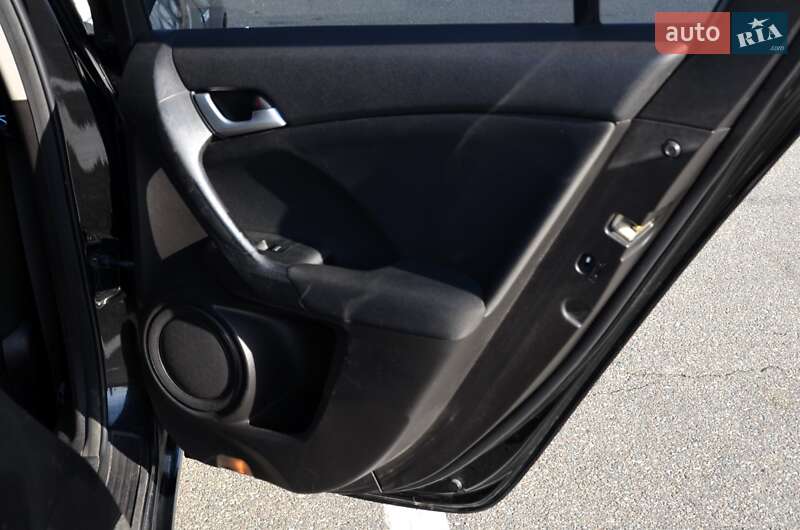 Седан Honda Accord 2012 в Киеве фото 31 Седан Honda Accord 2012 в Киеве