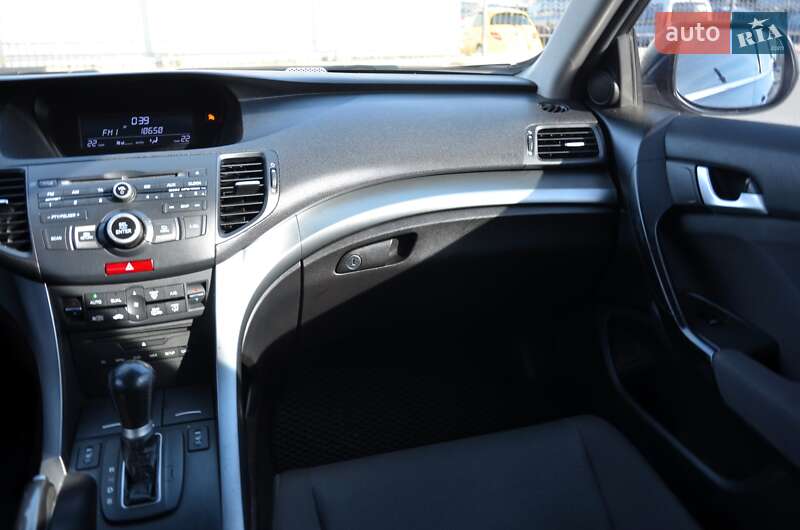 Седан Honda Accord 2012 в Киеве фото 42 Седан Honda Accord 2012 в Киеве