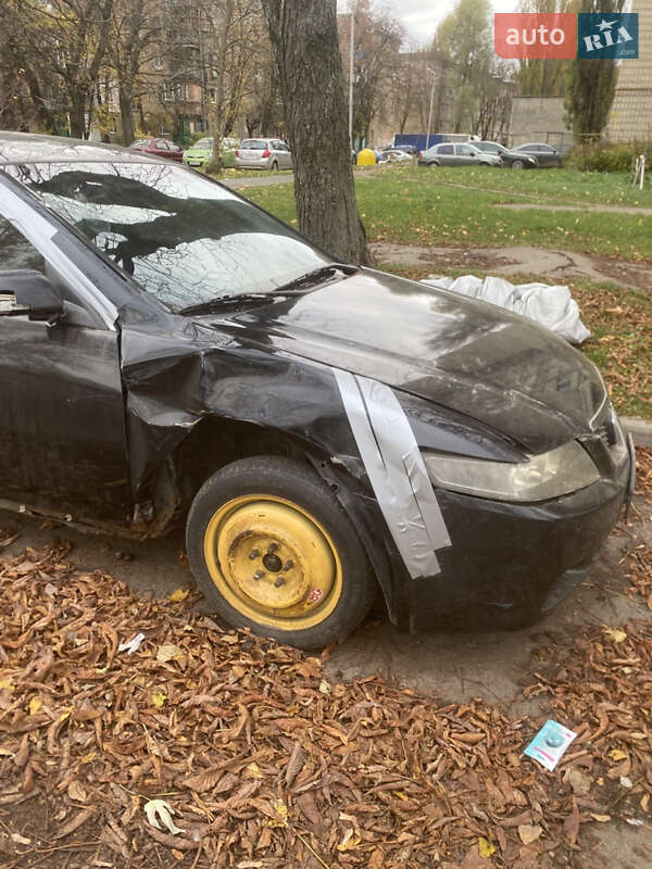 Седан Honda Accord 2004 в Киеве фото 7 Седан Honda Accord 2004 в Киеве