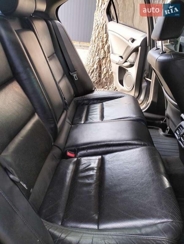 Седан Honda Accord 2010 в Киеве