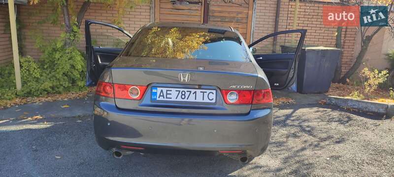 Седан Honda Accord 2005 в Дніпрі