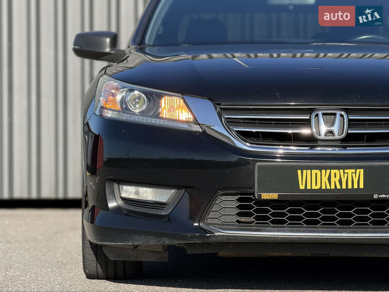 Седан Honda Accord 2015 в Киеве