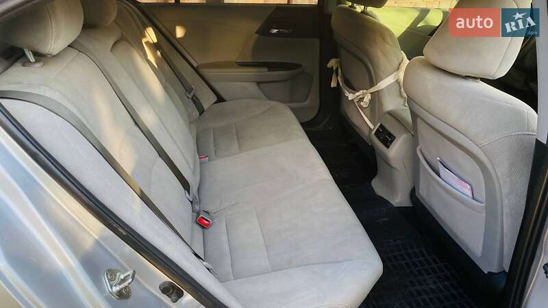 Седан Honda Accord 2013 в Одессе