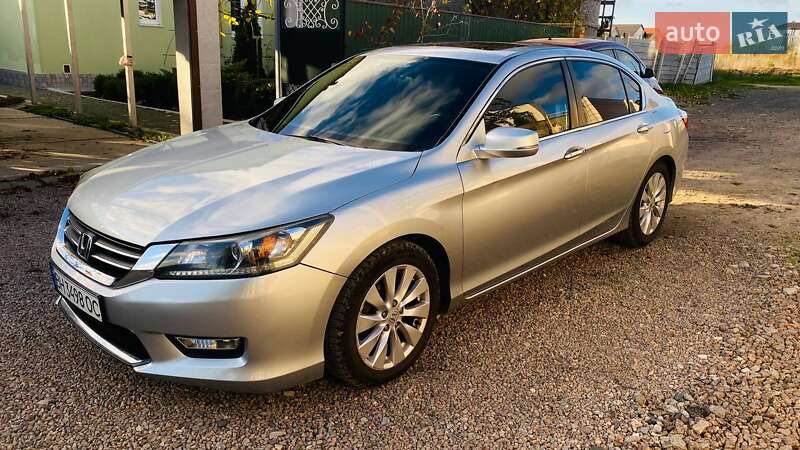 Седан Honda Accord 2013 в Одессе