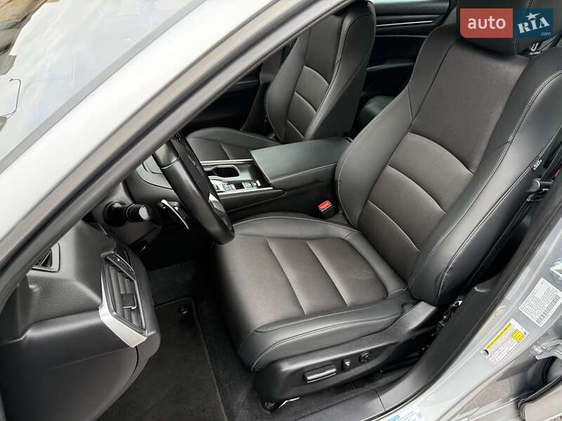 Седан Honda Accord 2022 в Киеве