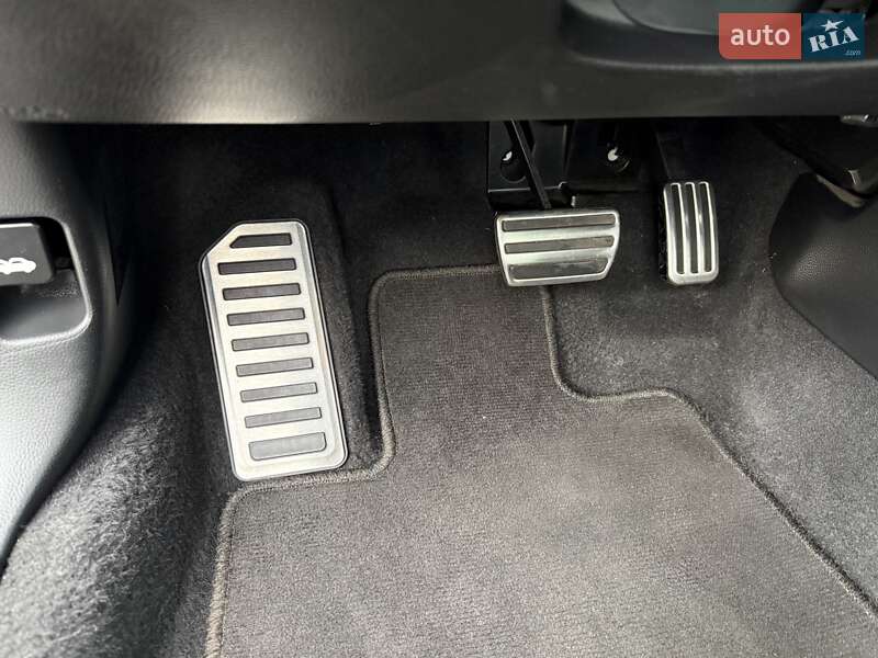 Седан Honda Accord 2022 в Киеве