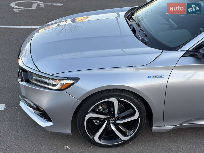 Седан Honda Accord 2022 в Киеве