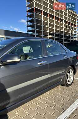 Седан Honda Accord 2004 в Киеве