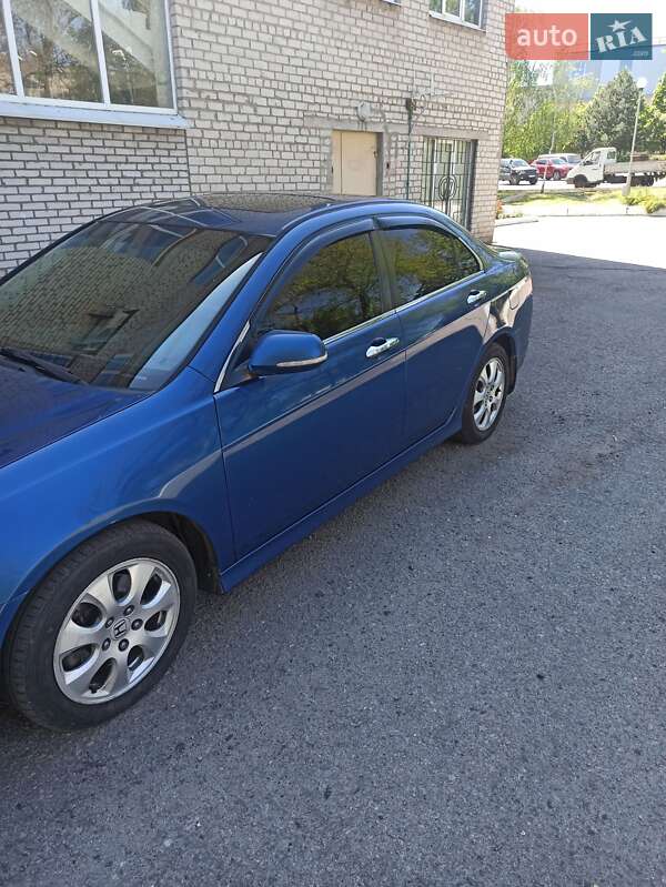 Седан Honda Accord 2006 в Запорожье