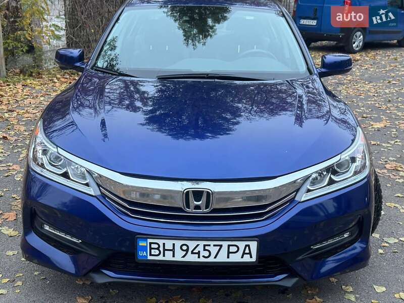 Седан Honda Accord 2016 в Николаеве