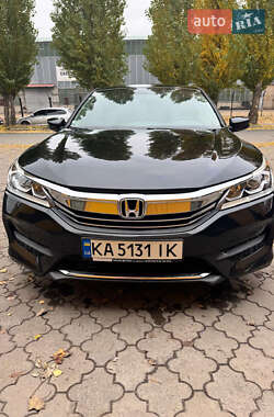 Седан Honda Accord 2017 в Черкасах