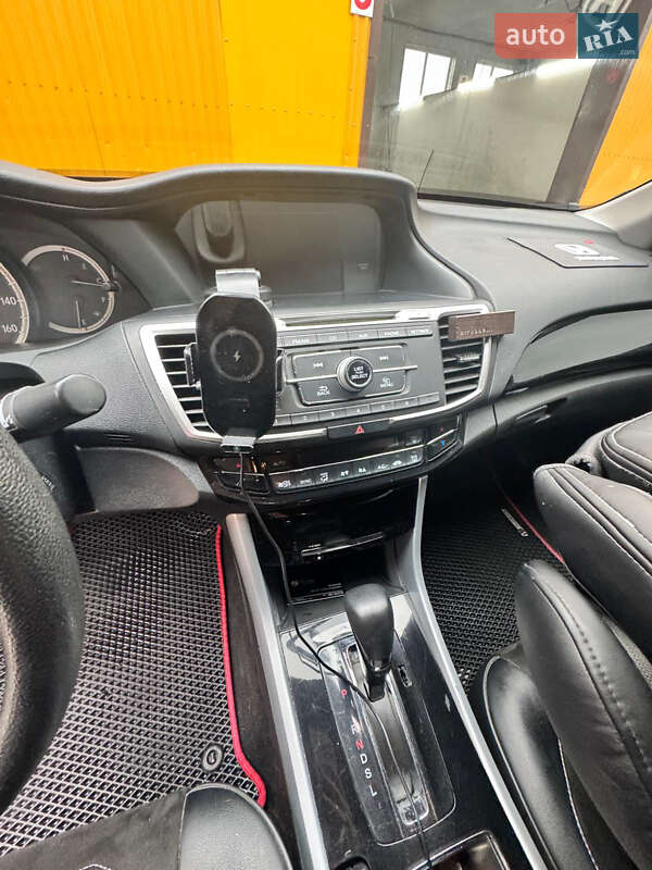 Седан Honda Accord 2017 в Черкассах фото 12 Седан Honda Accord 2017 в Черкассах