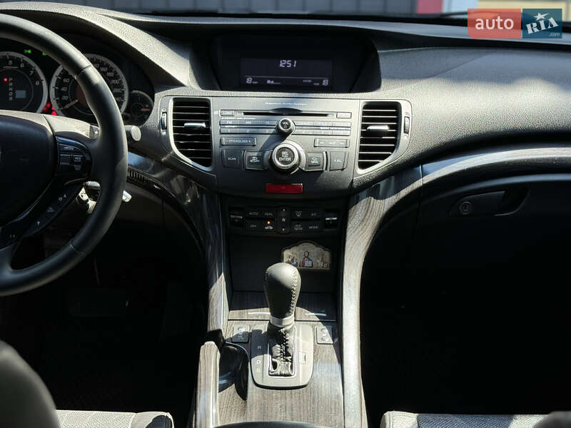 Седан Honda Accord 2008 в Киеве