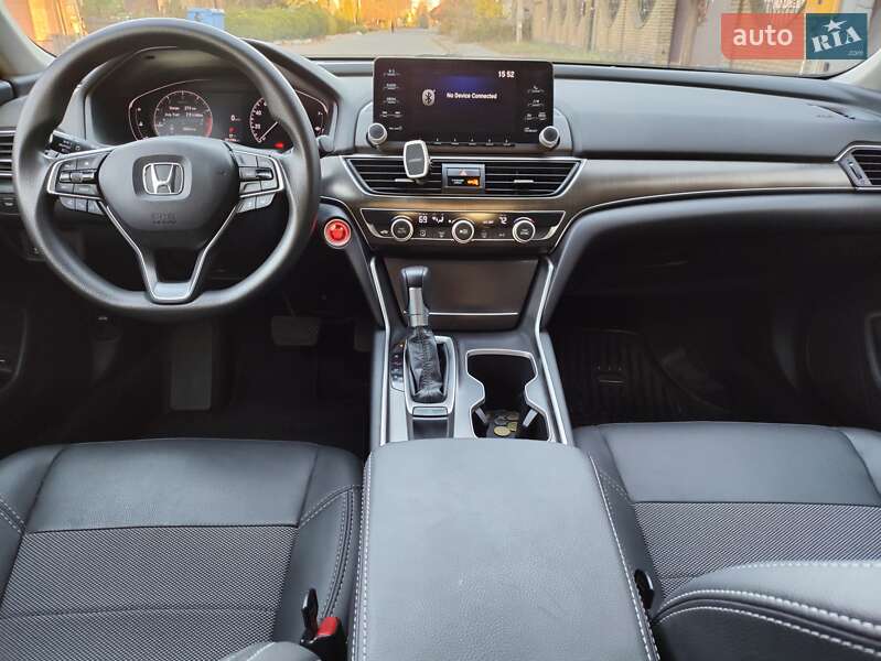 Седан Honda Accord 2019 в Киеве фото 27 Седан Honda Accord 2019 в Киеве