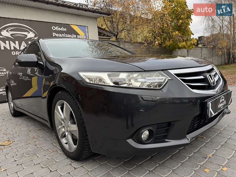Седан Honda Accord 2012 в Виннице