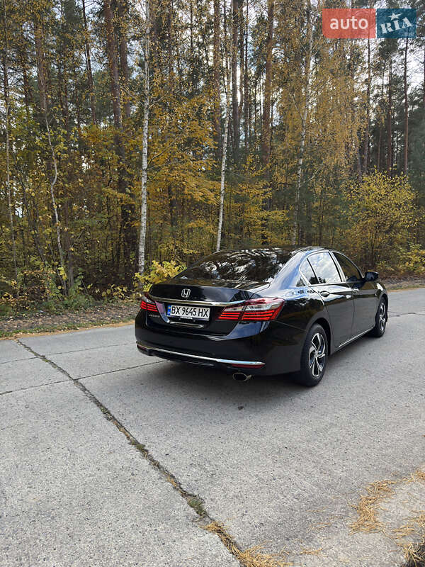 Седан Honda Accord 2017 в Нетішині