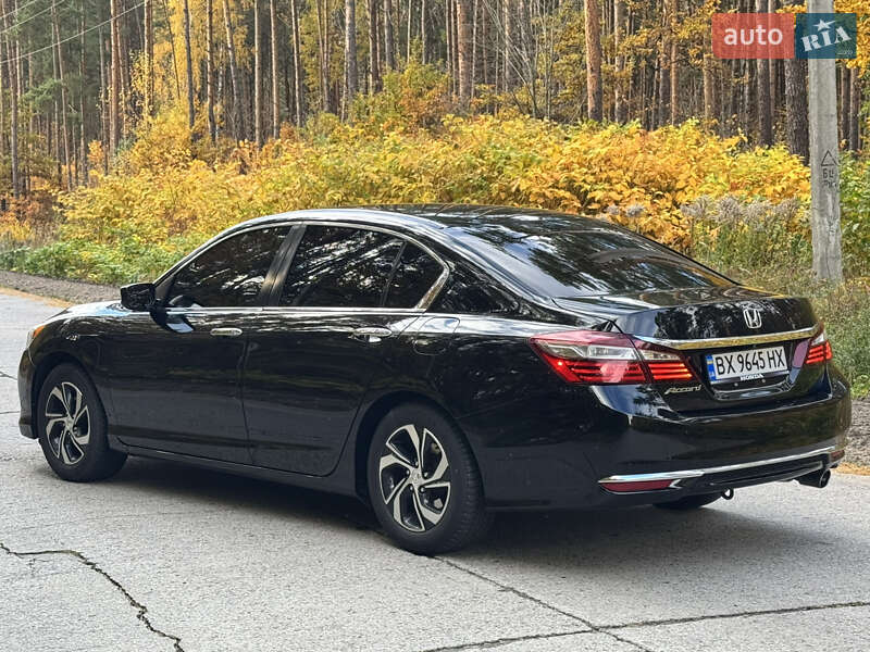 Седан Honda Accord 2017 в Нетішині