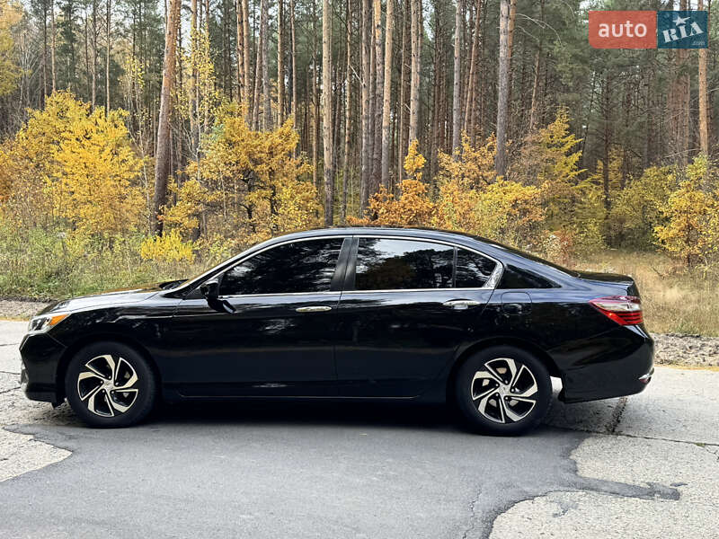 Седан Honda Accord 2017 в Нетішині