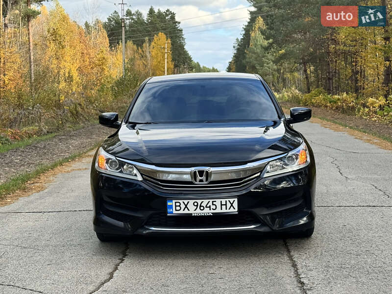 Седан Honda Accord 2017 в Нетішині