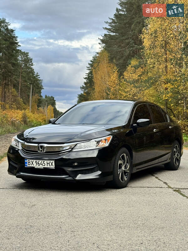 Седан Honda Accord 2017 в Нетішині