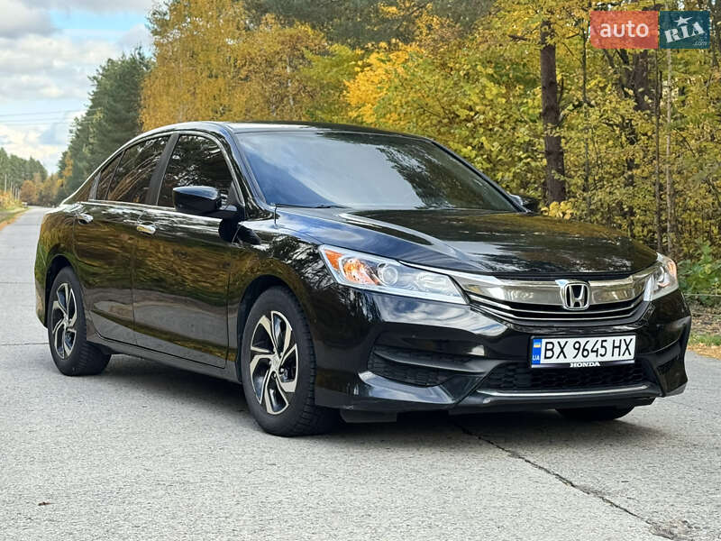 Седан Honda Accord 2017 в Нетішині