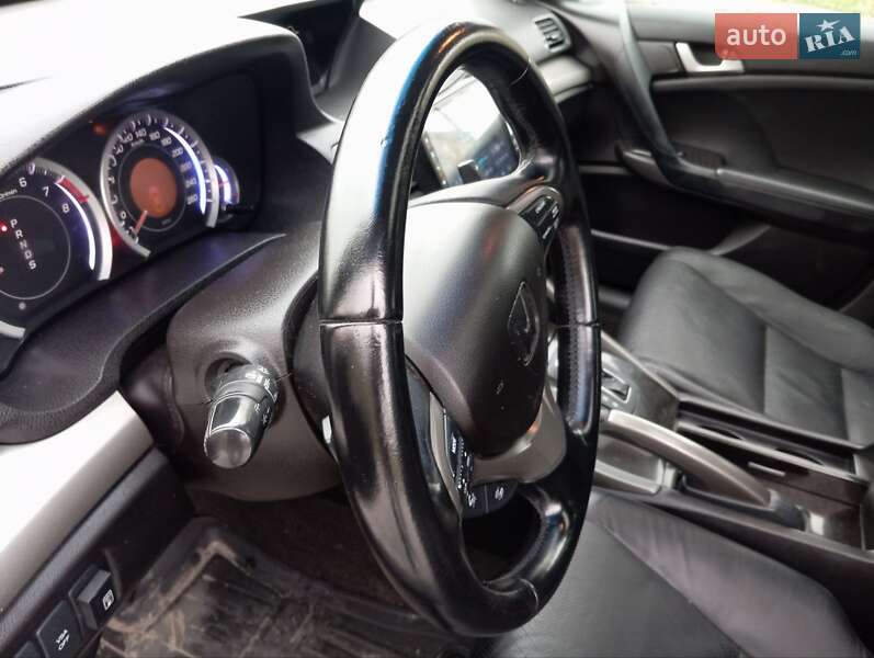 Седан Honda Accord 2010 в Бучі