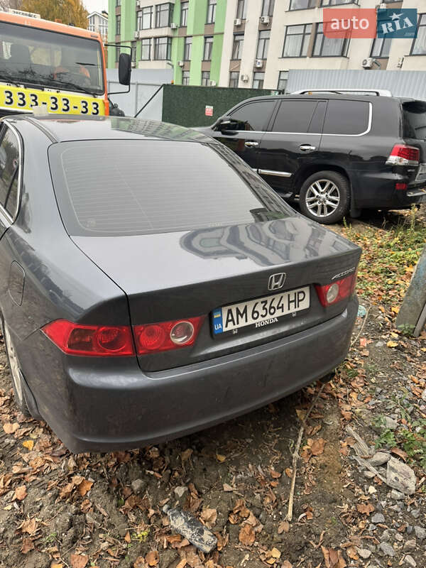 Седан Honda Accord 2006 в Киеве