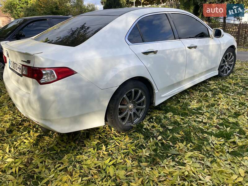 Седан Honda Accord 2008 в Ужгороде