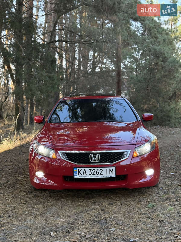 Купе Honda Accord 2008 в Радомышле