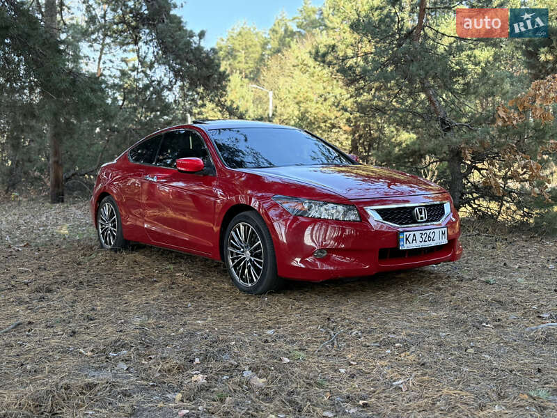 Купе Honda Accord 2008 в Радомышле