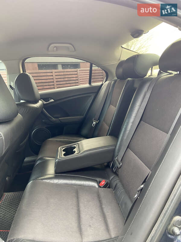 Седан Honda Accord 2008 в Киеве