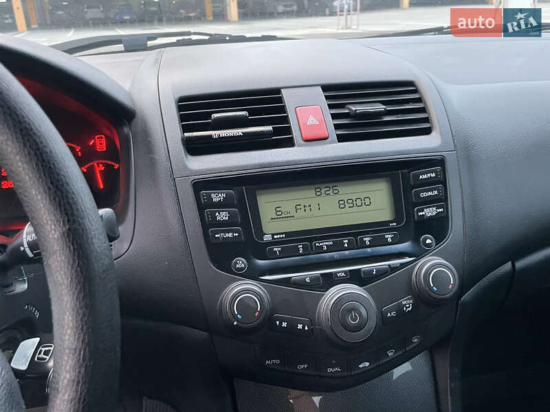 Седан Honda Accord 2005 в Киеве фото 10 Седан Honda Accord 2005 в Киеве