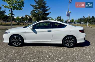 Купе Honda Accord 2016 в Киеве