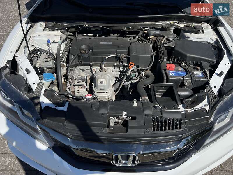Купе Honda Accord 2016 в Киеве