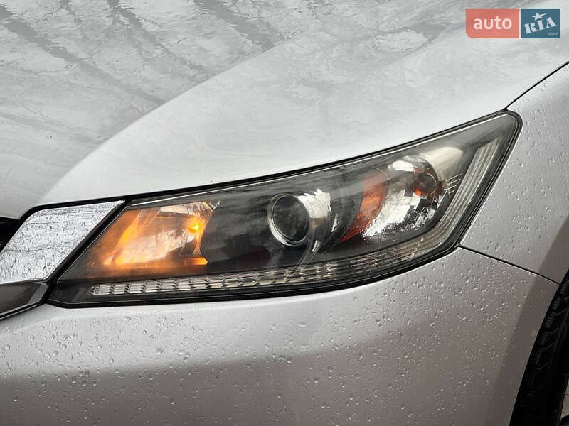 Седан Honda Accord 2013 в Охтирці