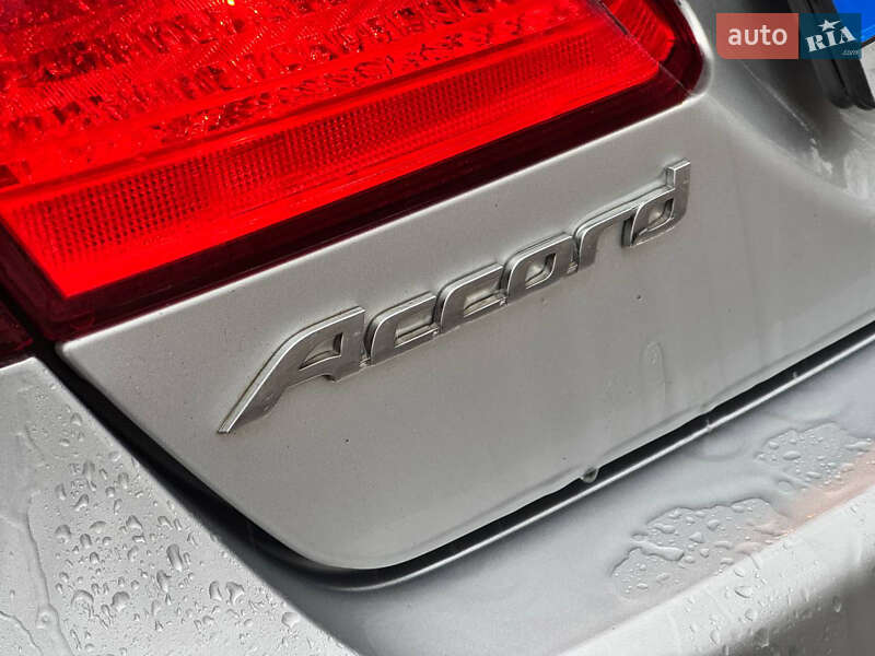 Седан Honda Accord 2013 в Охтирці