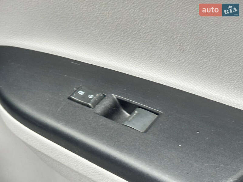 Седан Honda Accord 2013 в Охтирці