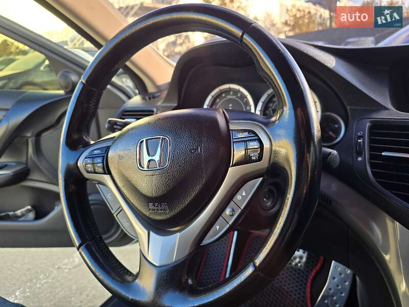 Седан Honda Accord 2010 в Одессе